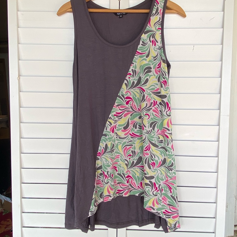 Yak and Yeti high low tank top